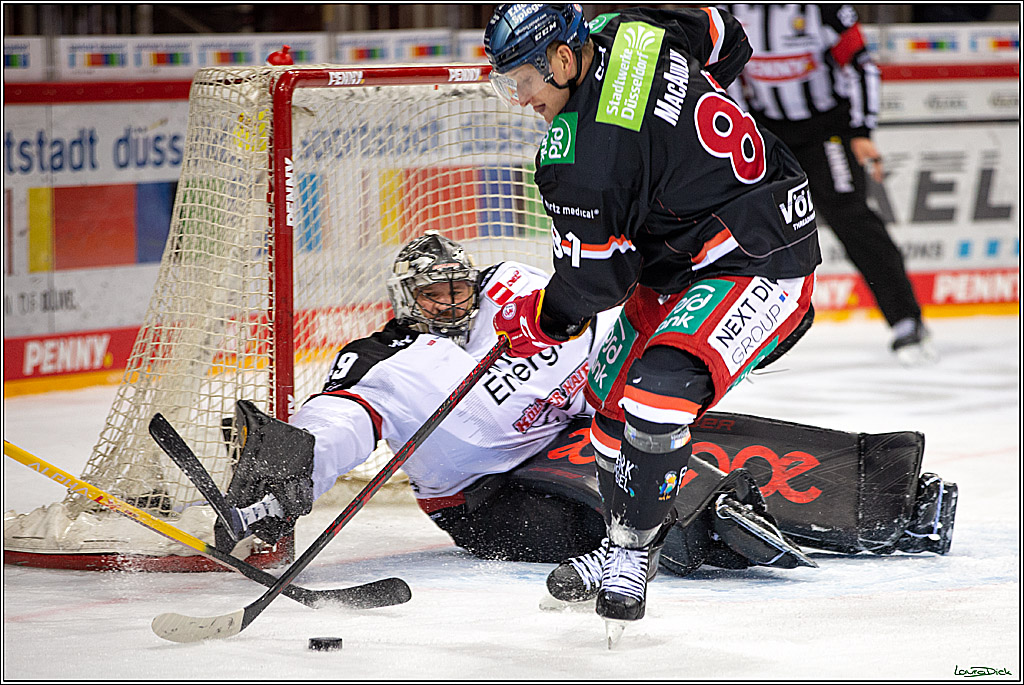 PENNY DEL; Duesseldorfer EG- Koelner Haie; Duesseldorf, 23.01.2022